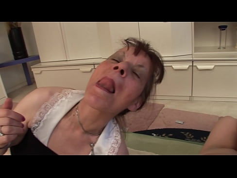 ❤️ Divām vecmāmiņām un vectētiņam ir sekss trijatā ️ Duršanās video pie lv.pornohdmega.ru ❌️❤