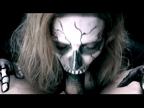 ❤️ Demoniska meitene sūc locekli ar savu melno muti un norij spermu. ️ Duršanās video pie lv.pornohdmega.ru ❌️❤